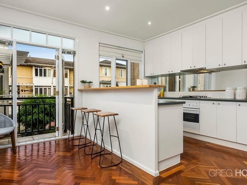 107 Esplanade East, Port Melbourne, Port Melbourne - Thumbnail 8