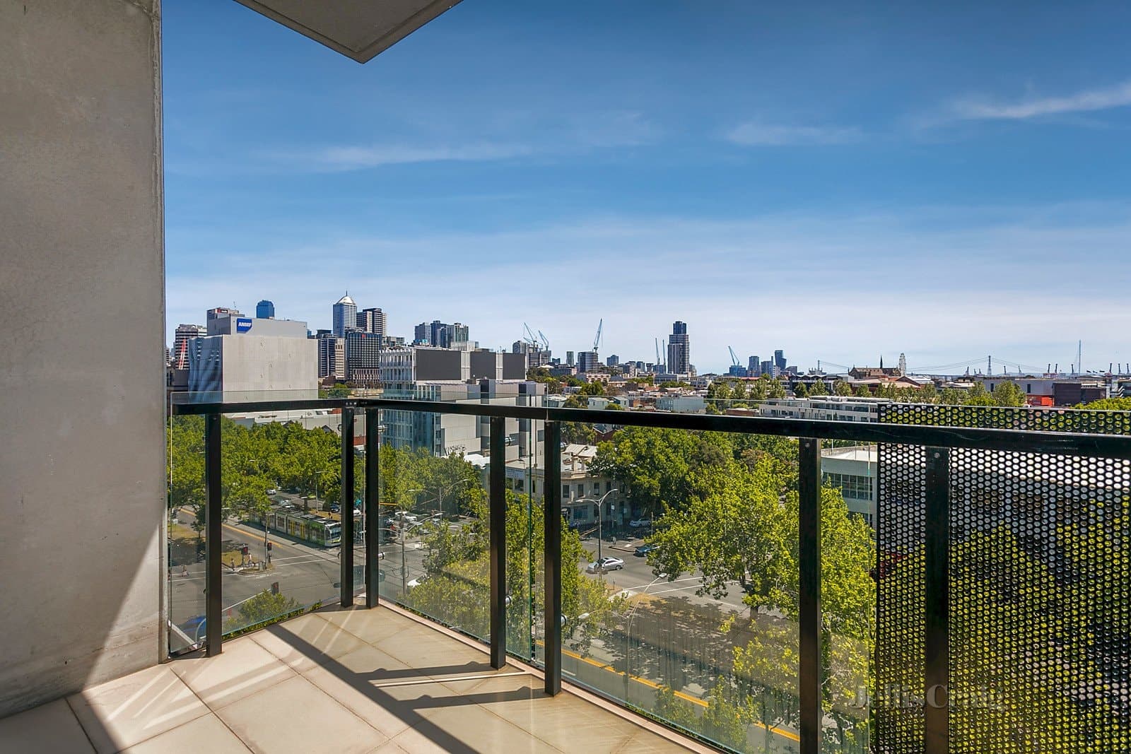 606/95 Berkeley Street, Melbourne, Melbourne - Thumbnail 3
