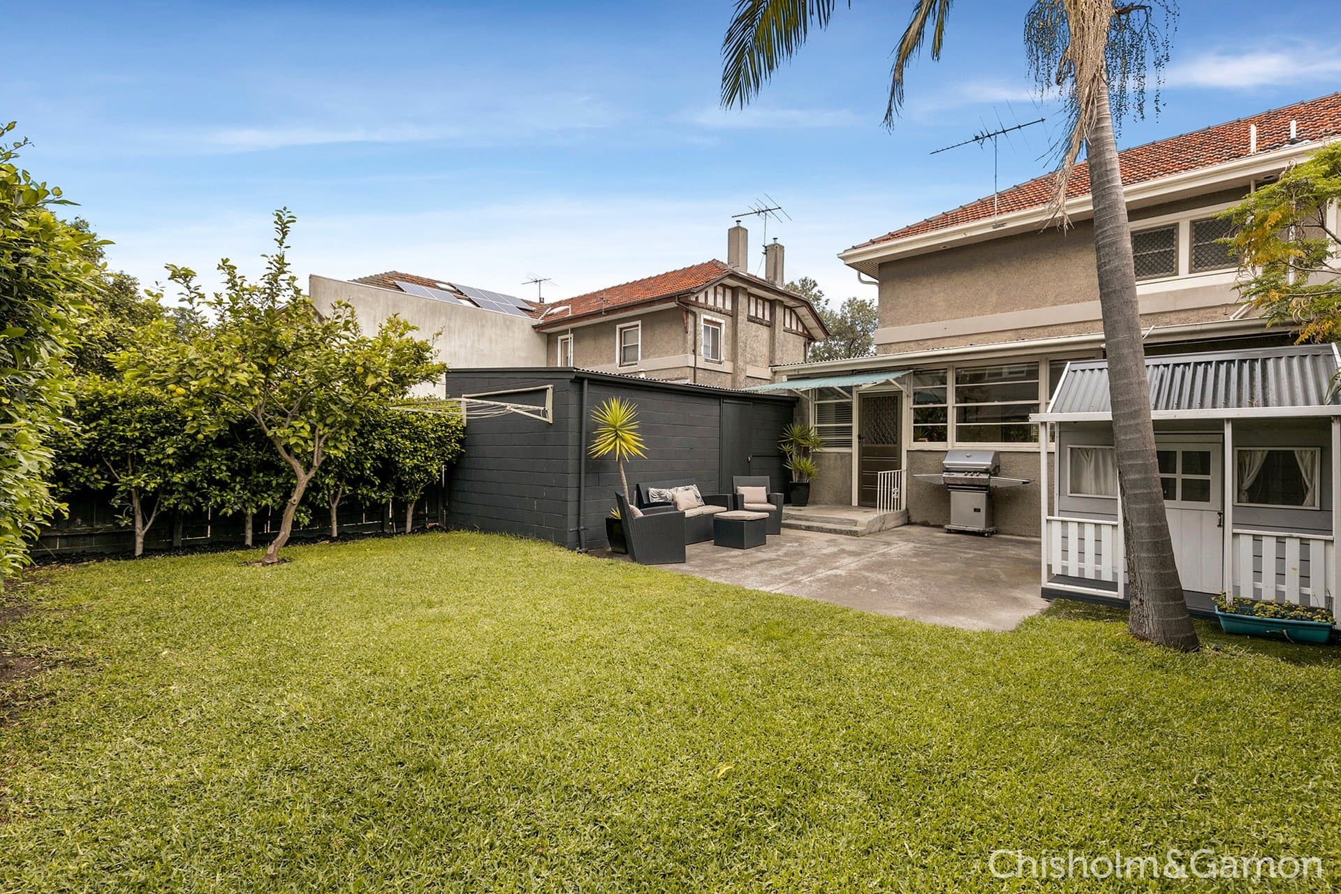 393 Howe Parade, Port Melbourne, Port Melbourne - Thumbnail 4