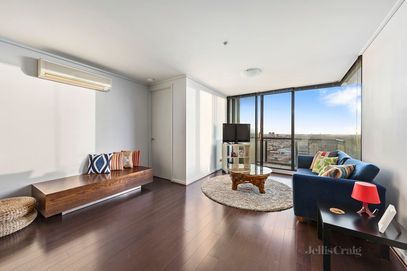 198/99 Whiteman Street, Southbank, Southbank - Thumbnail 4