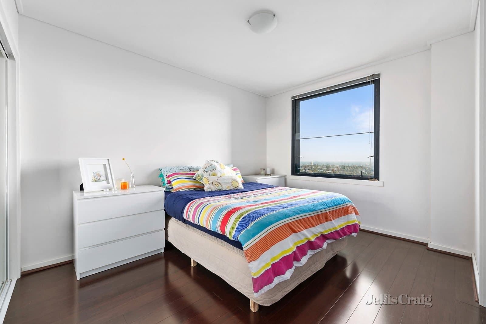 198/99 Whiteman Street, Southbank, Southbank - Thumbnail 6