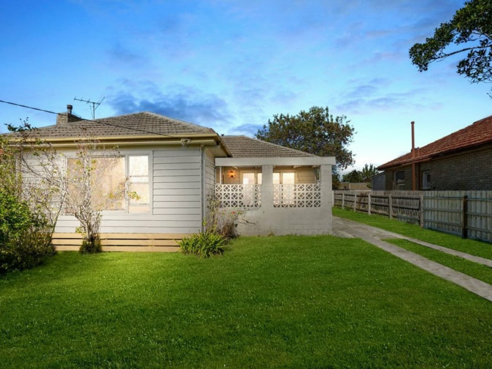 6 Avondale Street Springvale VIC, Springvale - Thumbnail 2