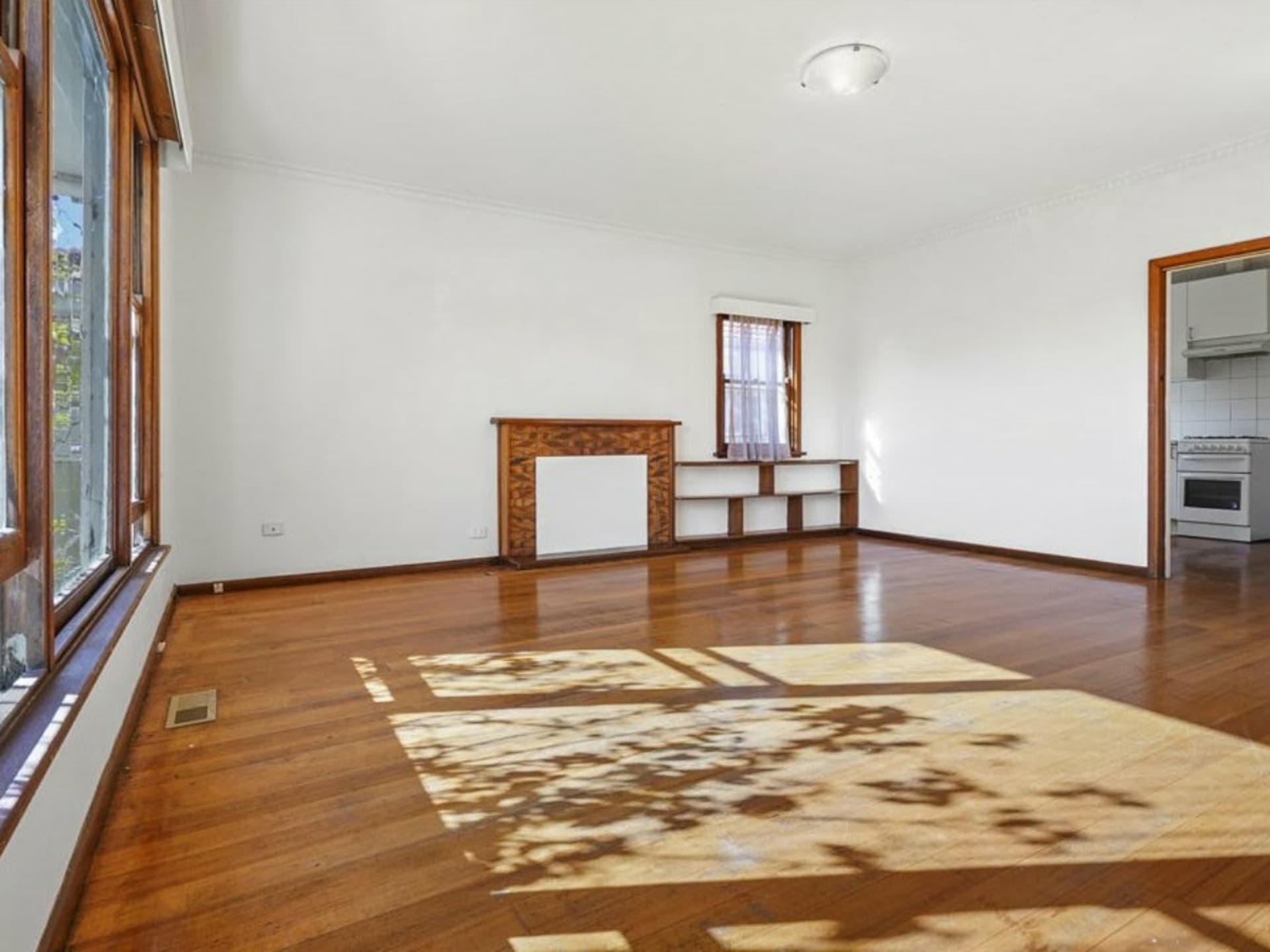 6 Avondale Street Springvale VIC, Springvale - Thumbnail 3