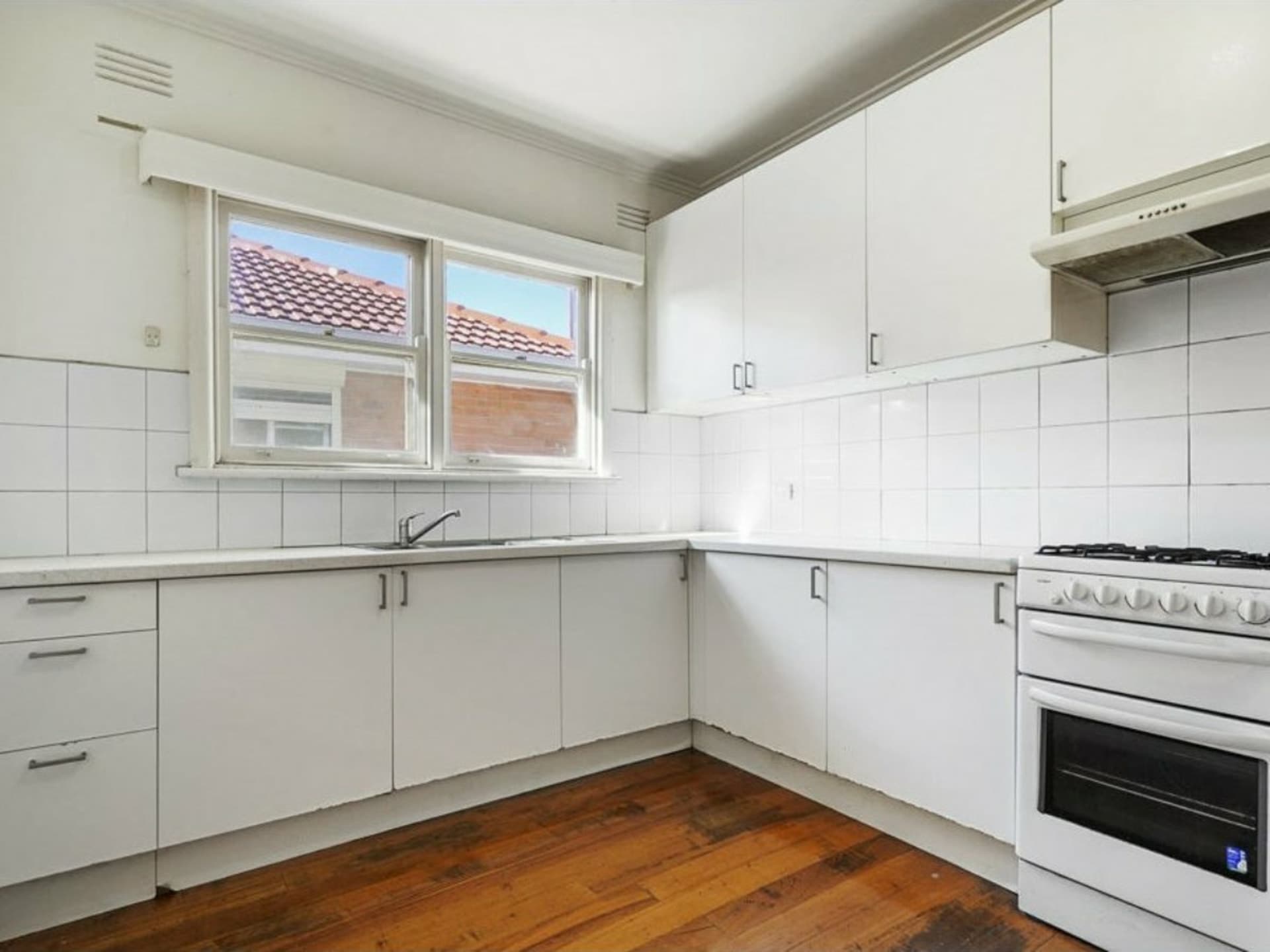 6 Avondale Street Springvale VIC, Springvale - Thumbnail 4