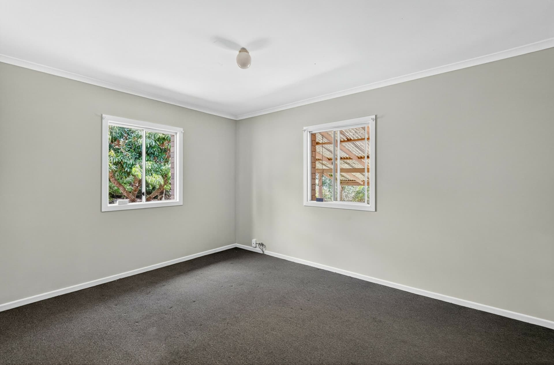 12 Grahams Road Strathpine QLD, Strathpine - Thumbnail 4