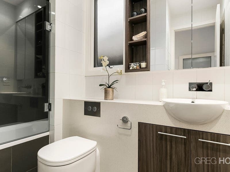 17 Raglan Street, Port Melbourne, Port Melbourne - Image 1