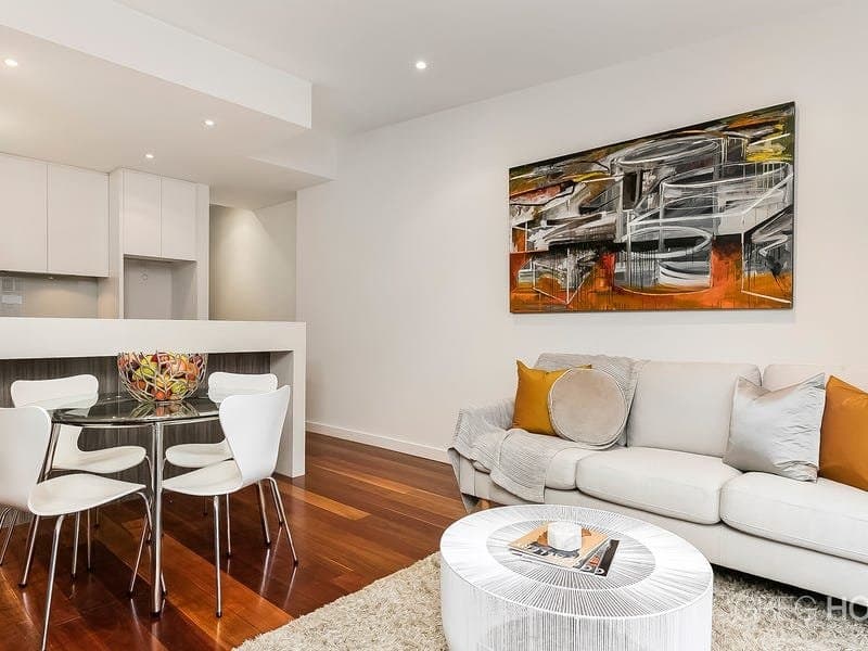 17 Raglan Street, Port Melbourne, Port Melbourne - Thumbnail 3