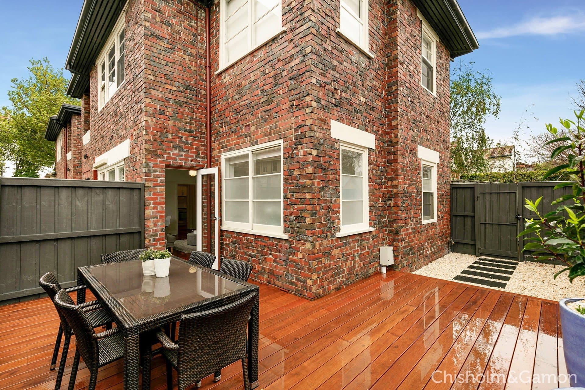 2/16 Thackeray Street, Elwood, Elwood - Thumbnail 2
