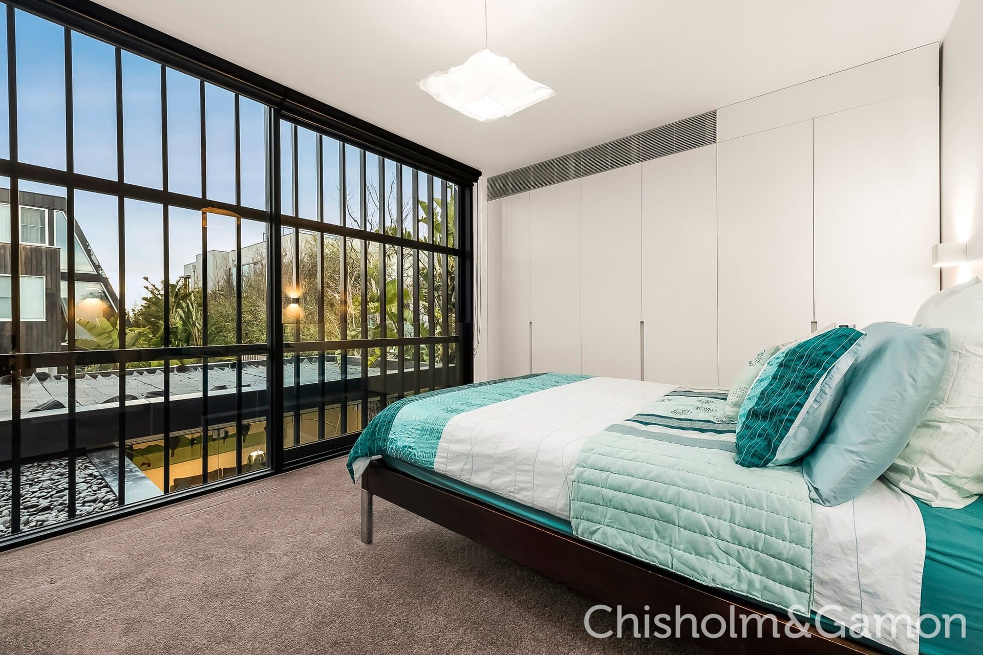 6 Joyce Street, Elwood, Elwood - Thumbnail 6