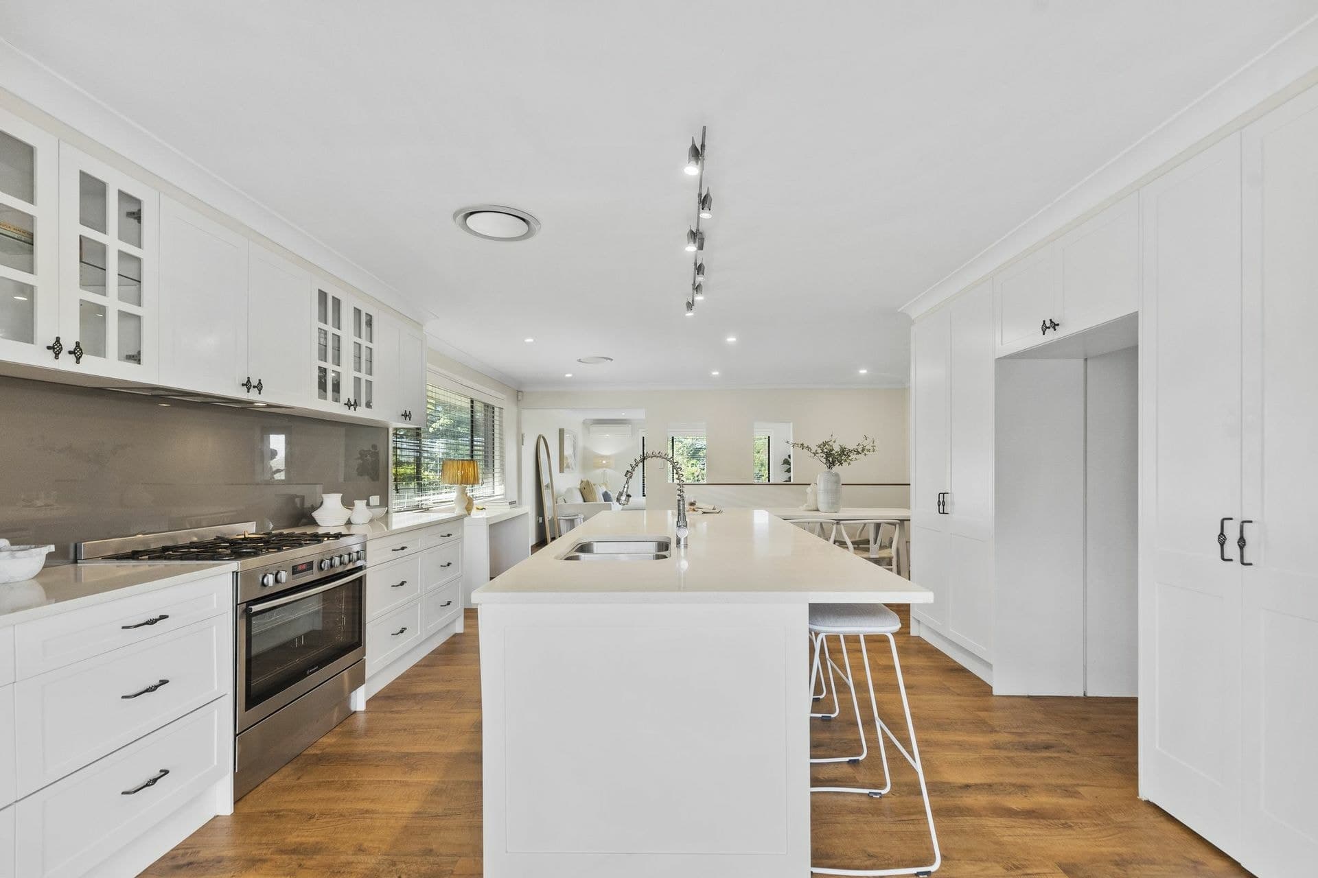 31 Anchorage Crescent Terrigal NSW, Terrigal - Thumbnail 2