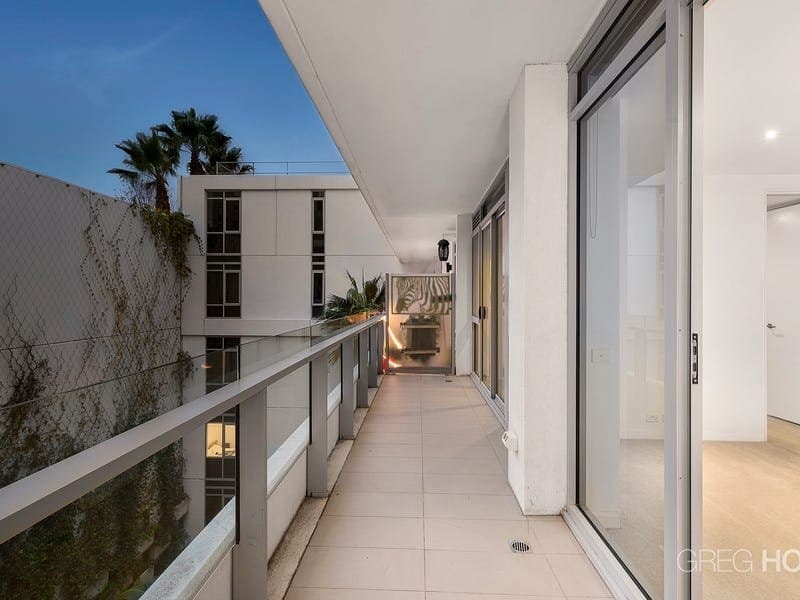 411/99 Dow Street, Port Melbourne, Port Melbourne - Thumbnail 6