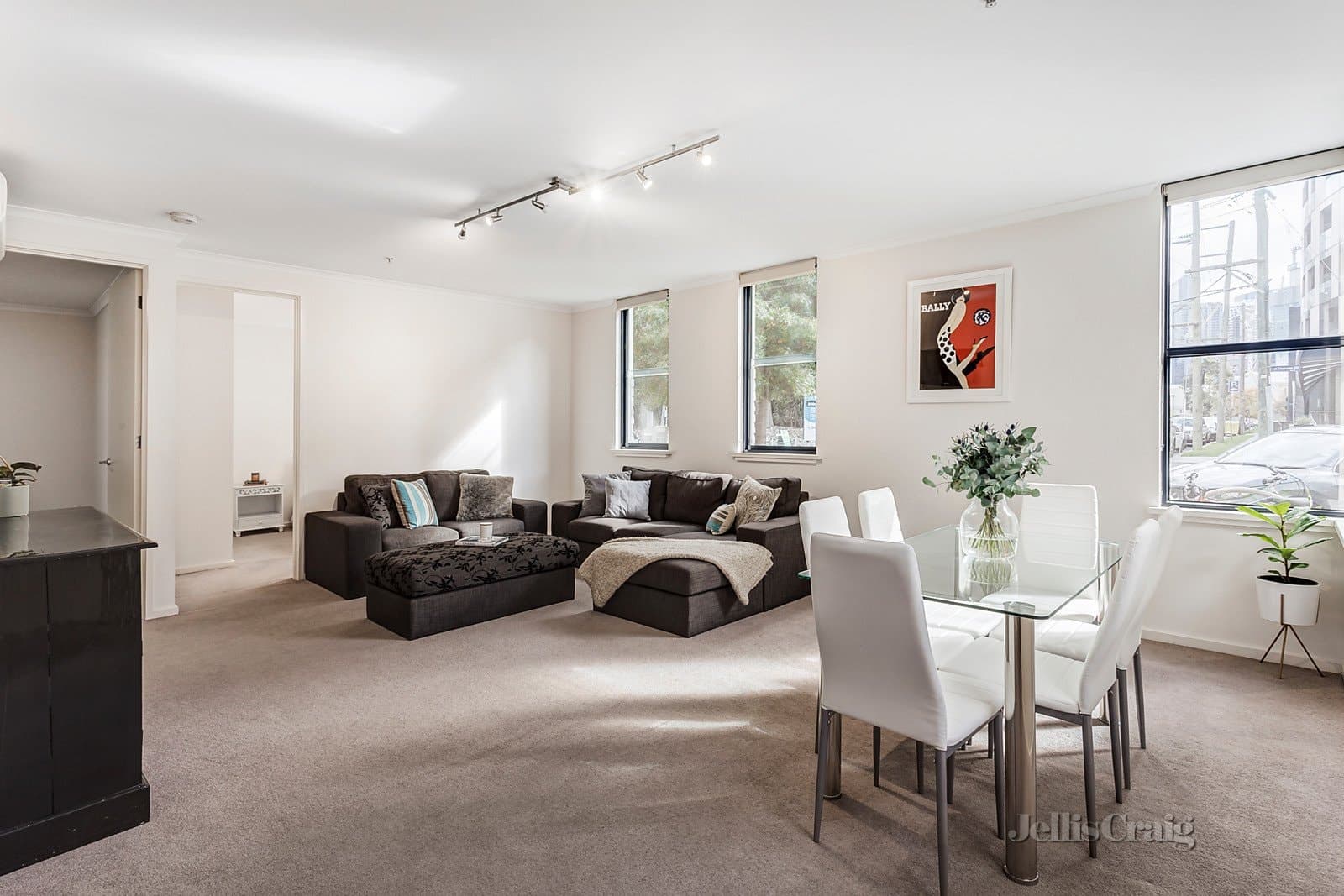 2/69 Dorcas Street, South Melbourne, South Melbourne - Thumbnail 2