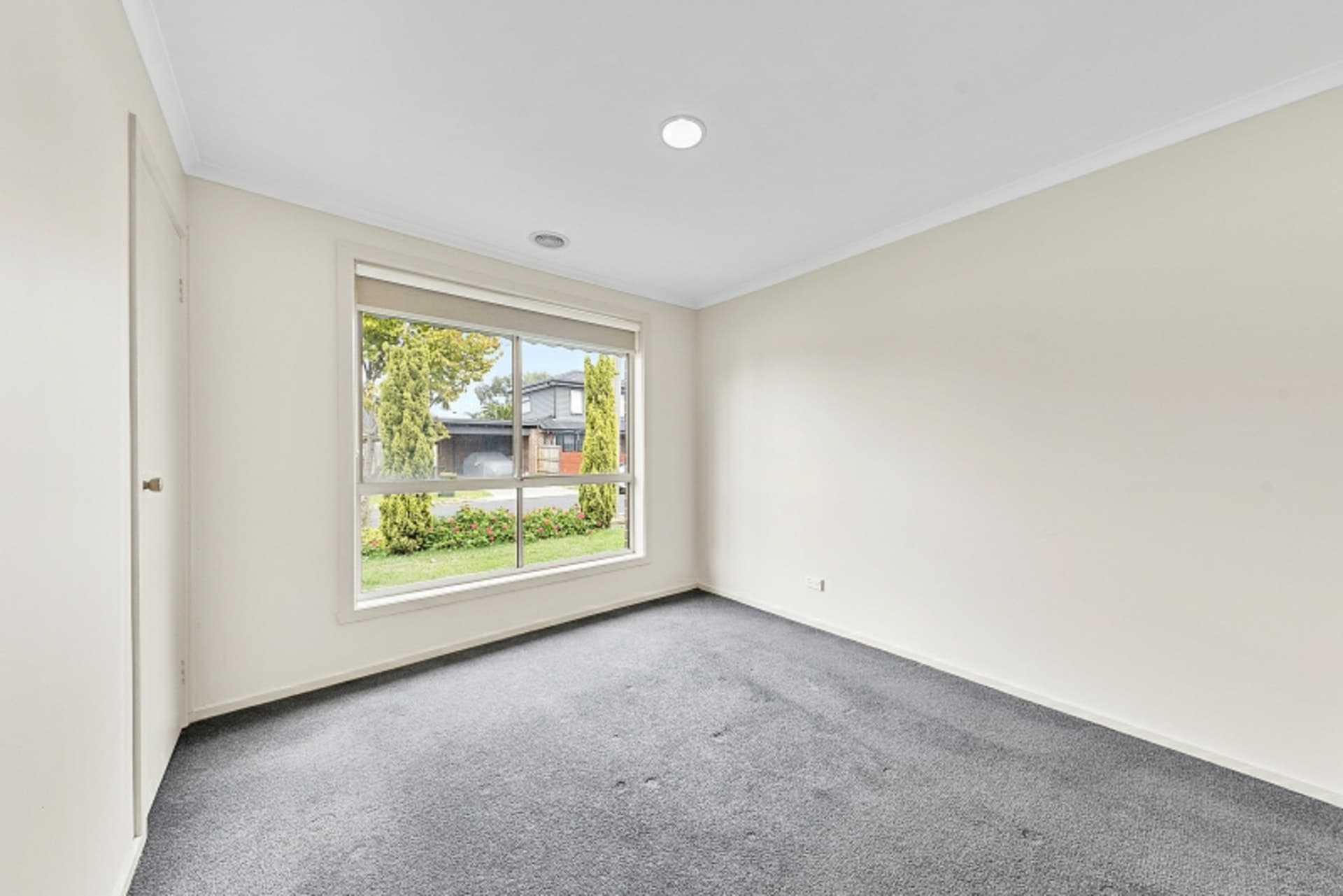 1/64 Songlark Crescent Werribee VIC, Werribee - Thumbnail 5