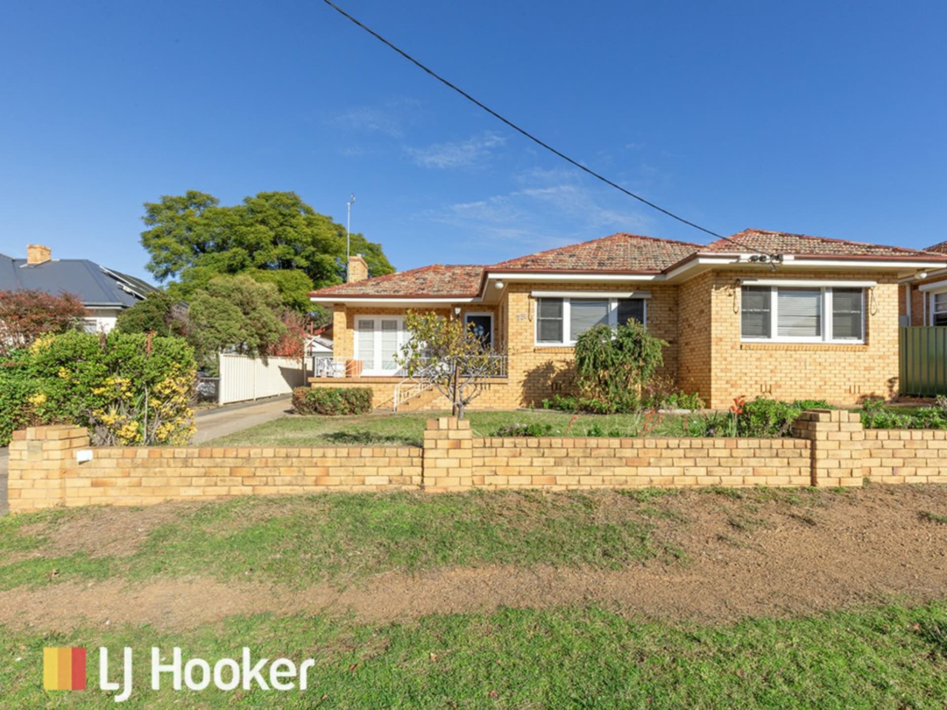 75 Phillip Street, West Tamworth, West Tamworth - Image 1