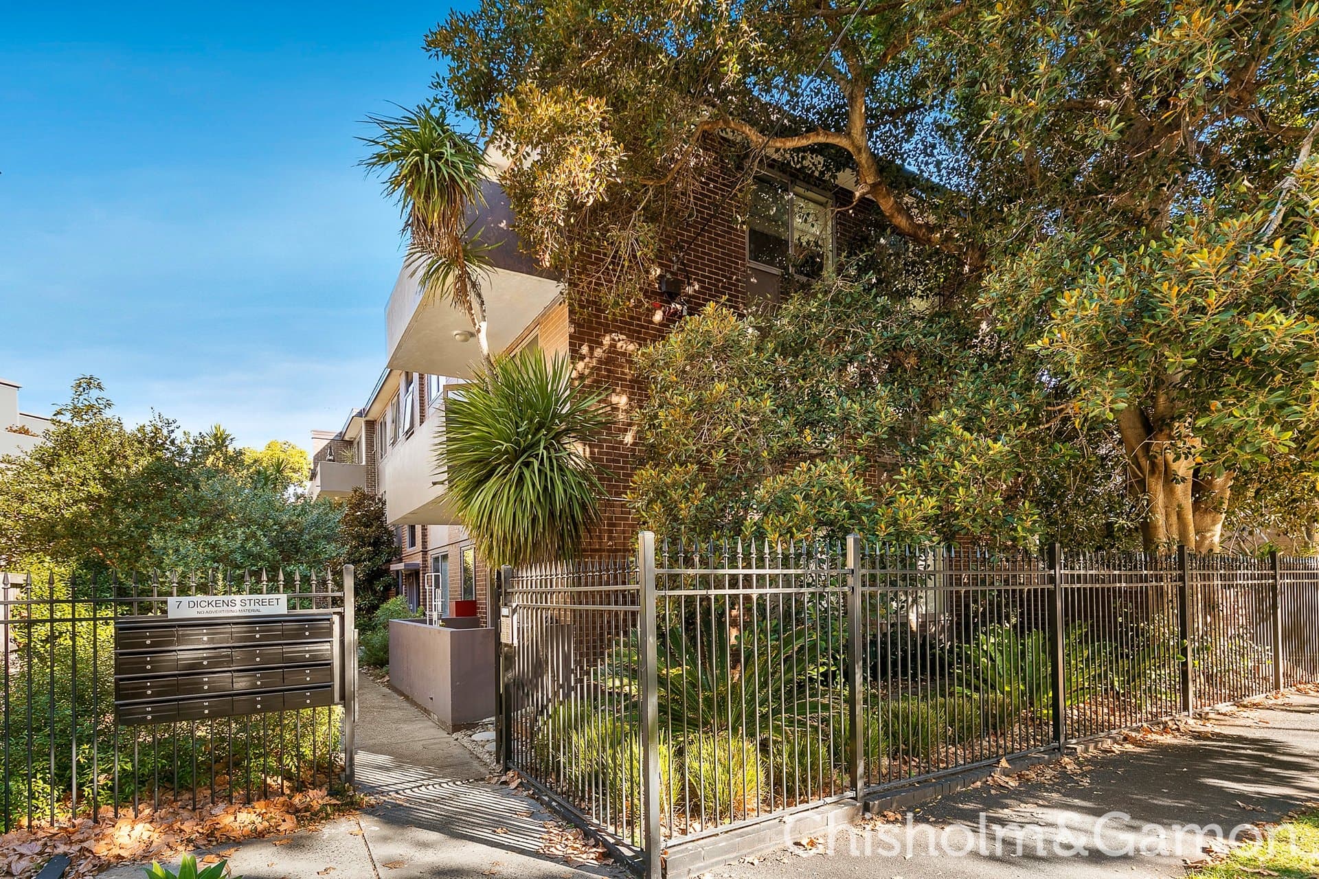 1/7 Dickens Street, Elwood, Elwood - Image 1