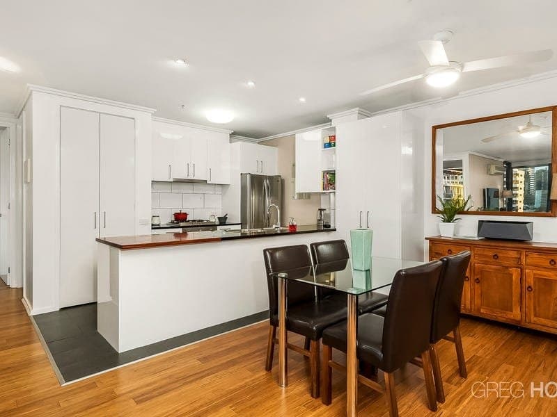 1101/38 Bank Street, South Melbourne, South Melbourne - Thumbnail 5