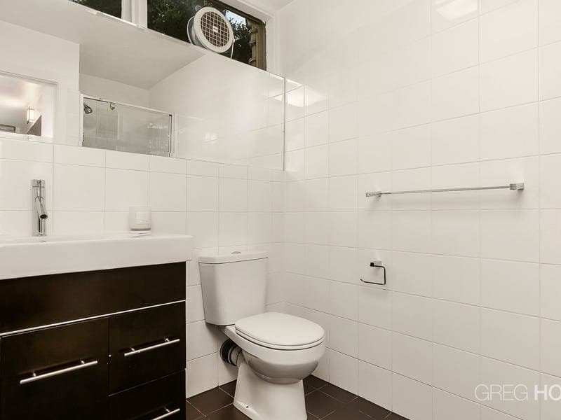2/199 Montague St, South Melbourne, South Melbourne - Image 1