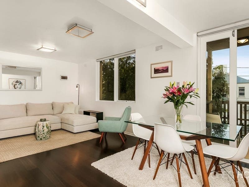 2/199 Montague St, South Melbourne, South Melbourne - Thumbnail 2