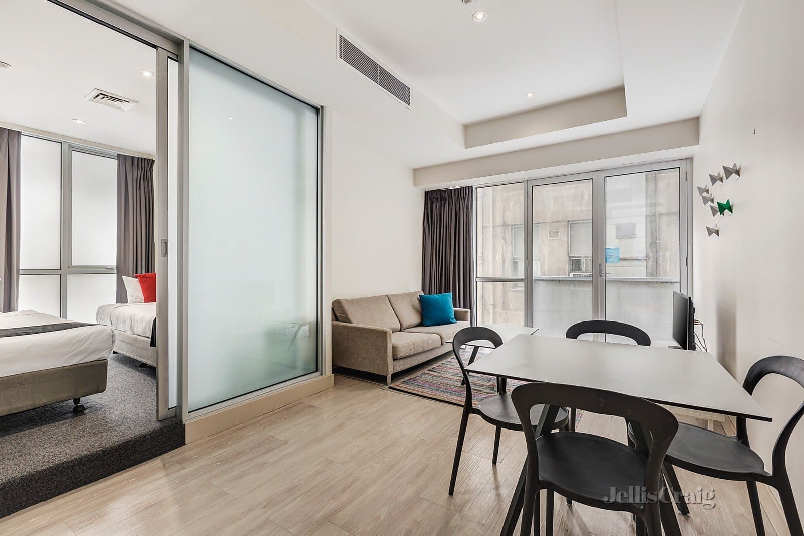 617/233 Collins Street, Melbourne, Melbourne - Thumbnail 2