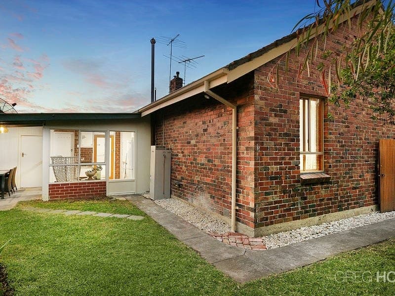 376 Howe Parade, Port Melbourne, Port Melbourne - Thumbnail 2