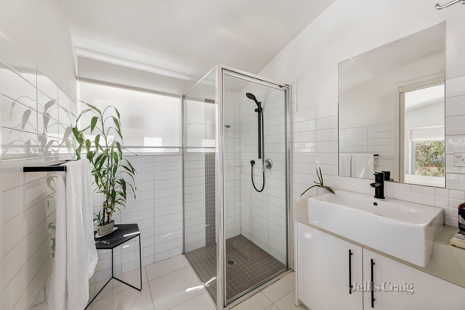 11/27 Charnwood Road, St Kilda, St Kilda - Image 1