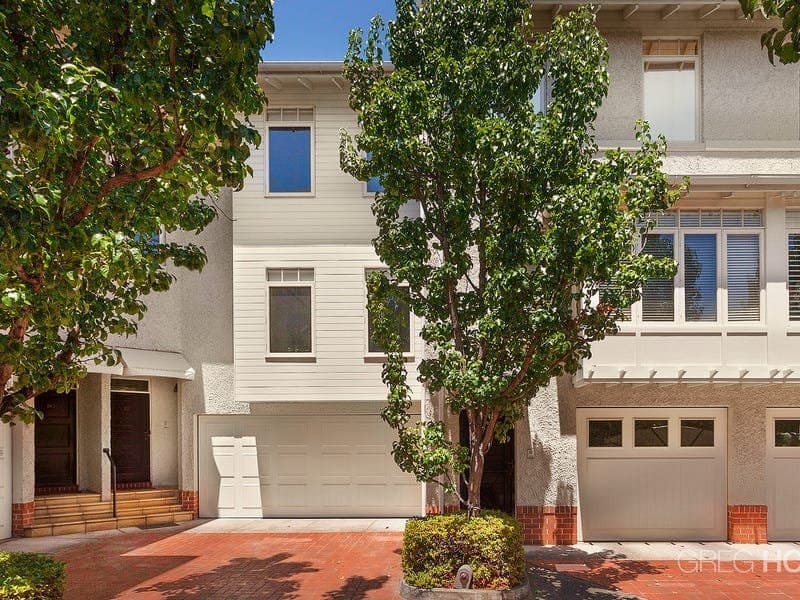 92 Esplanade West, Port Melbourne, Port Melbourne - Thumbnail 2