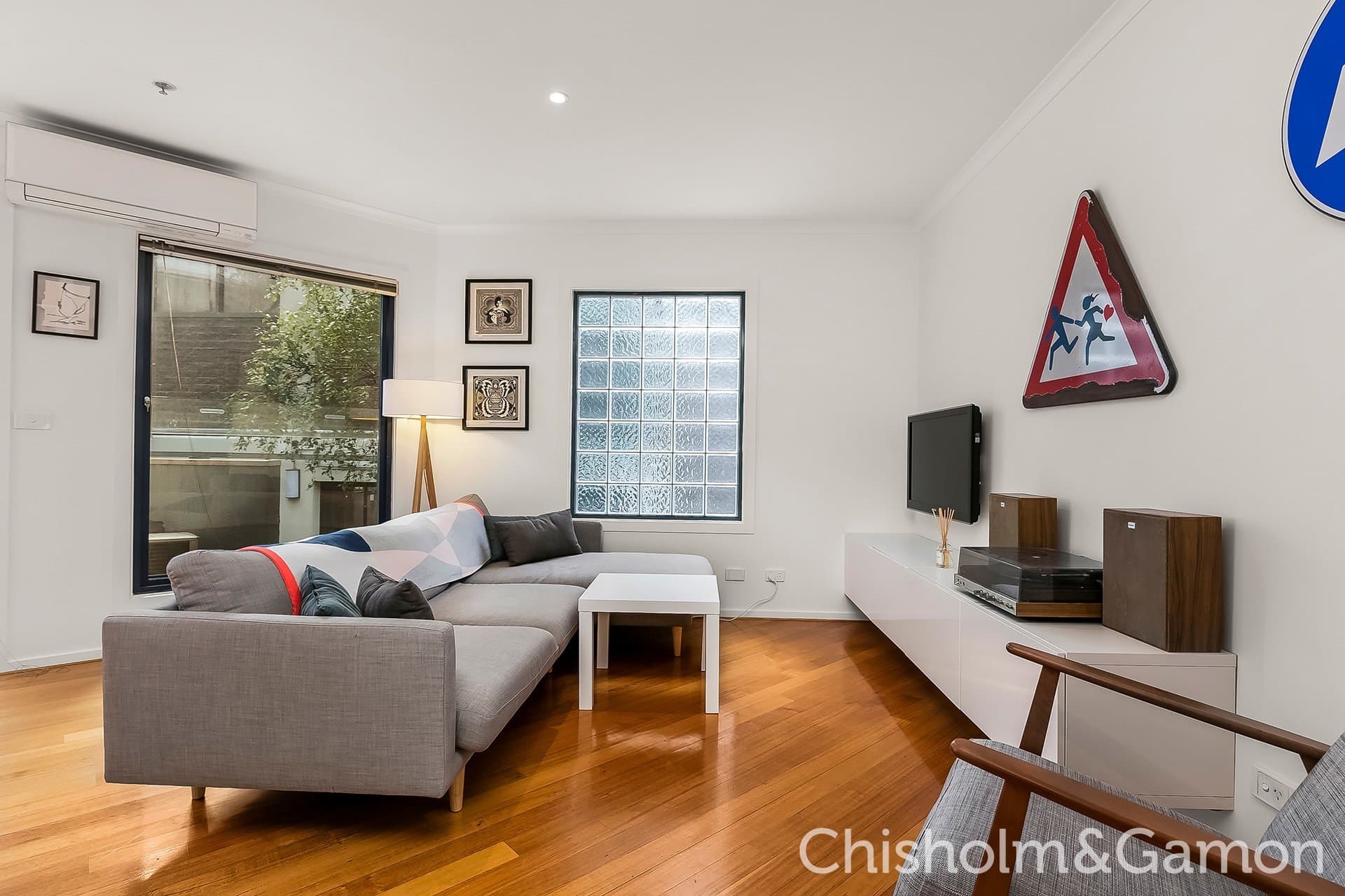 17/5 Dickens Street, Elwood, Elwood - Thumbnail 2