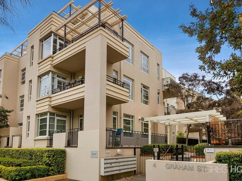11/6 Graham Street, Port Melbourne, Port Melbourne - Thumbnail 2