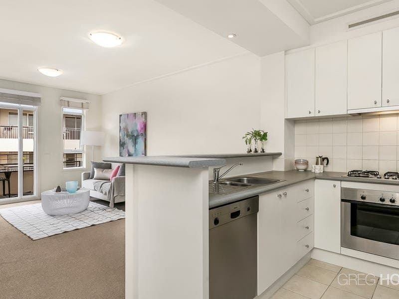 11/6 Graham Street, Port Melbourne, Port Melbourne - Thumbnail 4