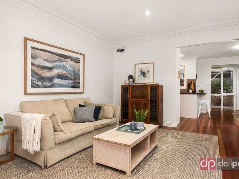2/12 Barlow Street, Port Melbourne, Port Melbourne - Thumbnail 3