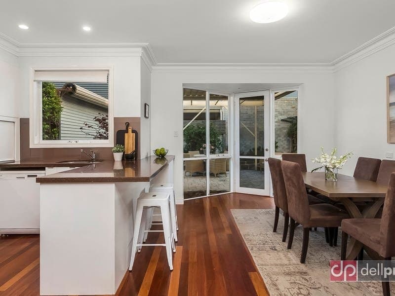 2/12 Barlow Street, Port Melbourne, Port Melbourne - Thumbnail 4