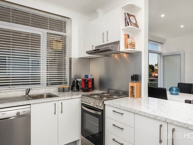 18/323 Beaconsfield Parade, St Kilda West, St Kilda West - Thumbnail 5