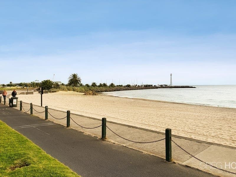 1/20 Marine Parade, St Kilda, St Kilda - Image 1