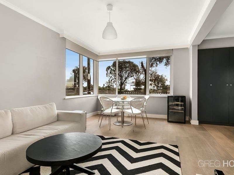 1/20 Marine Parade, St Kilda, St Kilda - Thumbnail 3