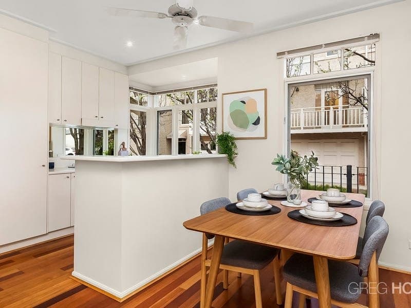 80 Esplanade West, Port Melbourne, Port Melbourne - Thumbnail 8