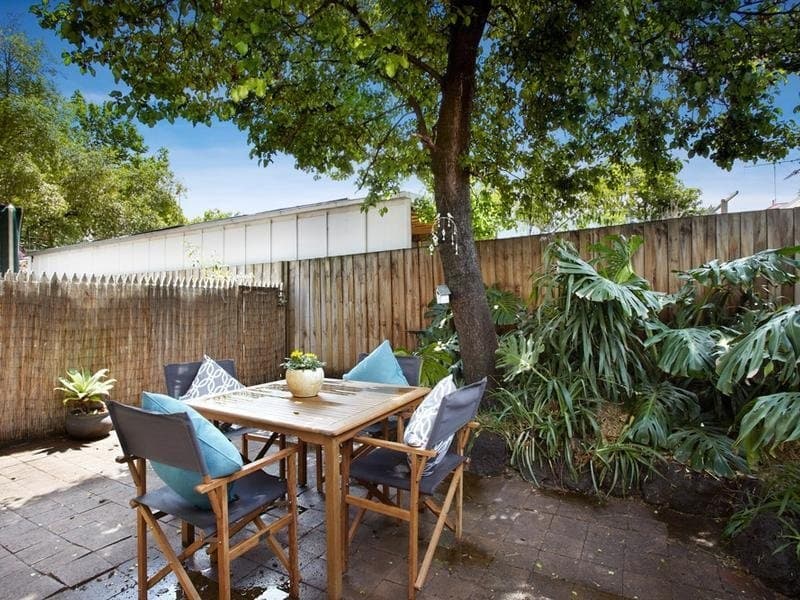 3/9 Foam Street, Elwood, Elwood - Thumbnail 2