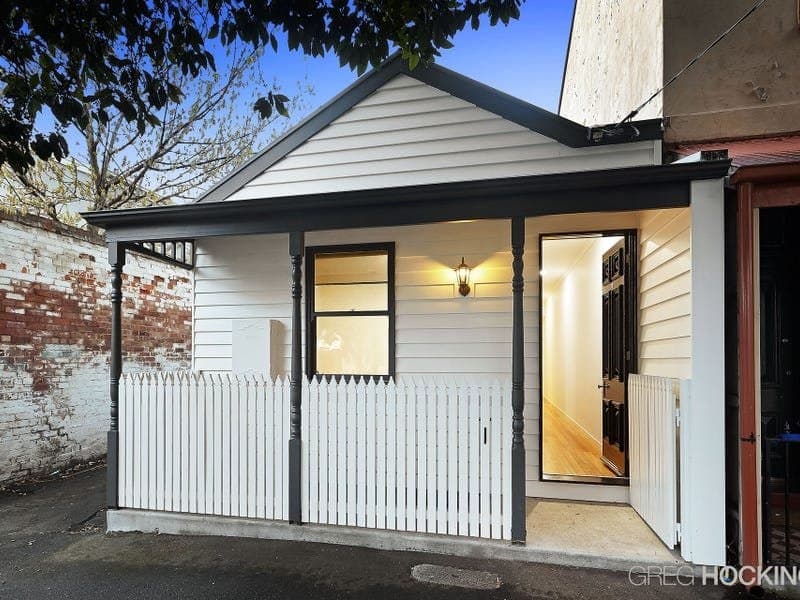 11 Heath Street, Port Melbourne, Port Melbourne - Thumbnail 2