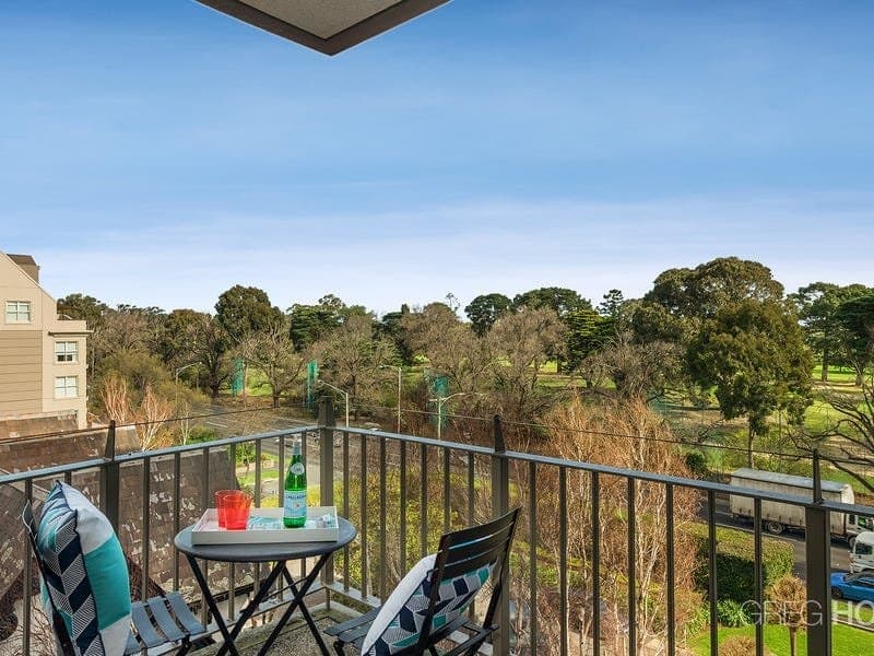 410/23 Queens Road, Melbourne, Melbourne - Thumbnail 2