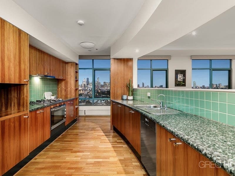 12A/9 Beach Street, Port Melbourne, Port Melbourne - Thumbnail 6