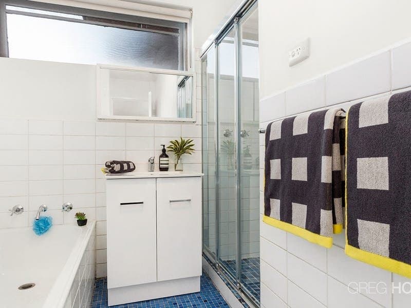 6/24 Park Street, St Kilda West, St Kilda West - Image 1