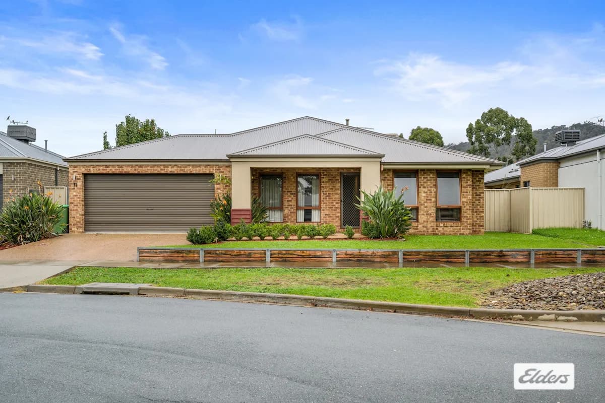 11 Middleton Crescent, Wodonga, VIC, 3690, Wodonga - Image 1