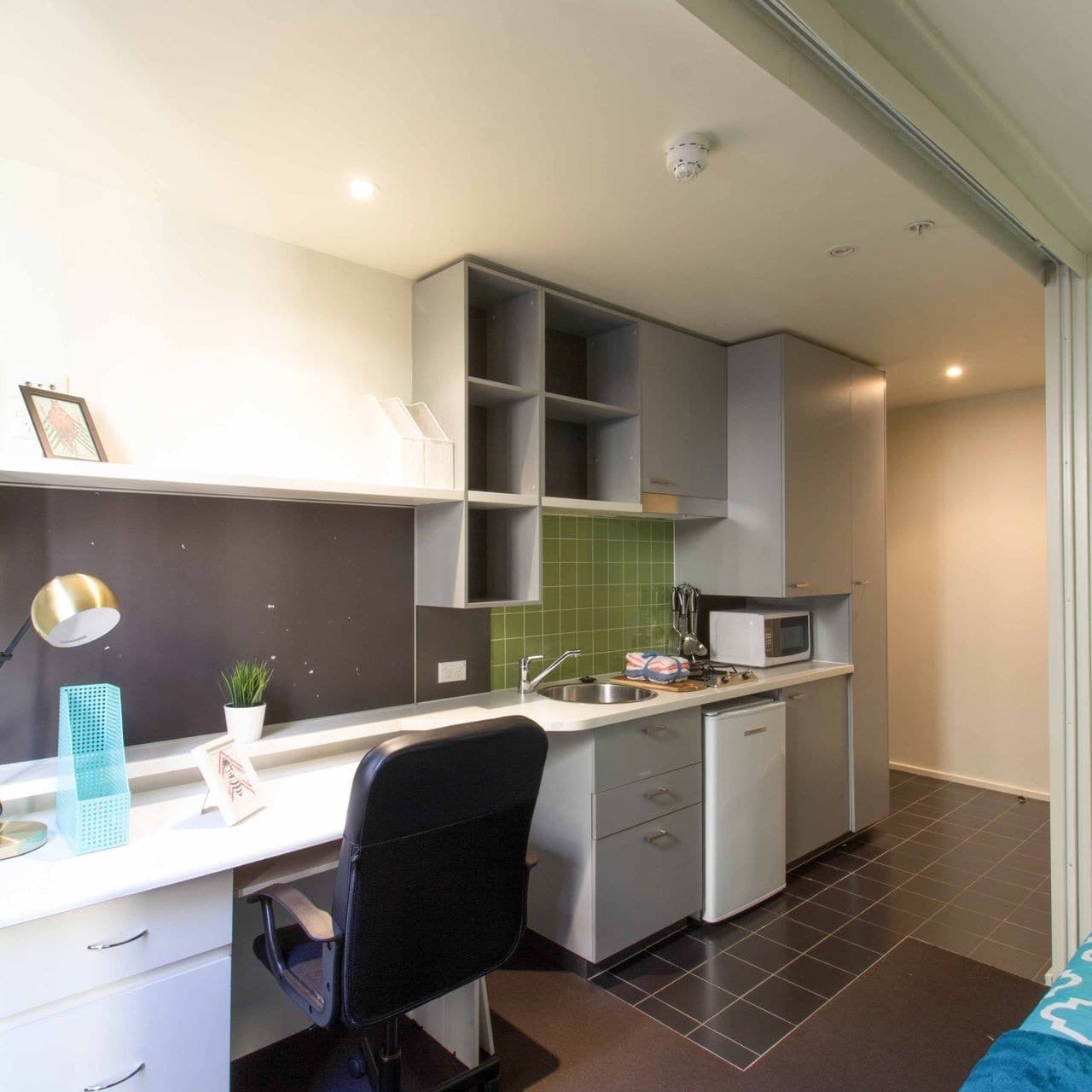 408/24 Barkly Pl, Carlton - Image 1