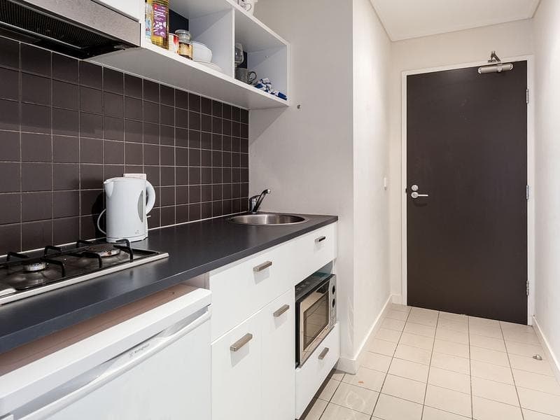 413/127 Leicester St, Carlton - Image 1