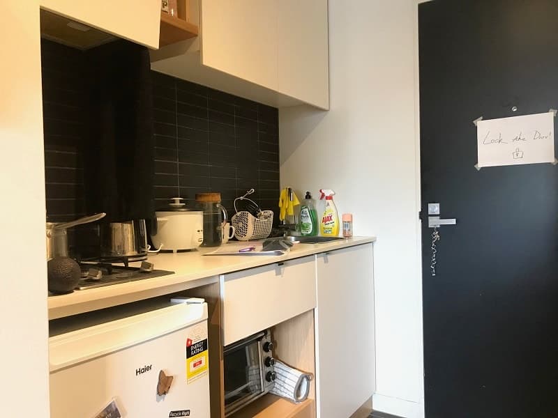 813/131 Pelham St, Carlton - Thumbnail 3