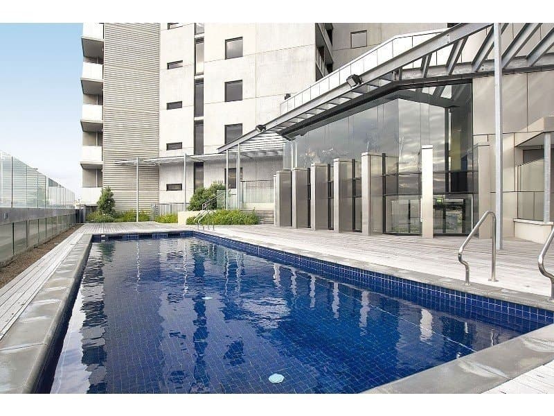 607/15 Caravel Ln, Docklands - Image 1
