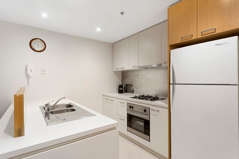 607/15 Caravel Ln, Docklands - Thumbnail 5