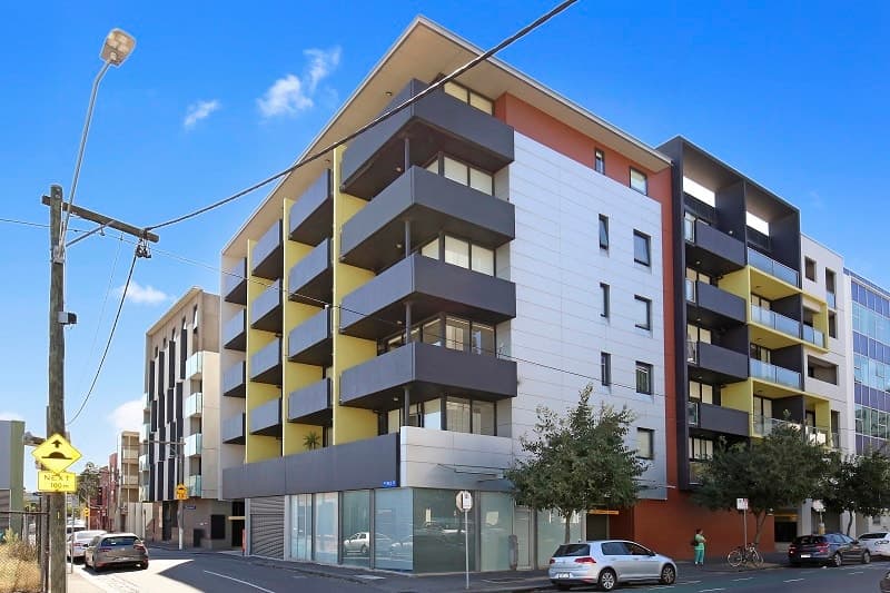 206/33 Wreckyn St, North Melbourne - Thumbnail 2