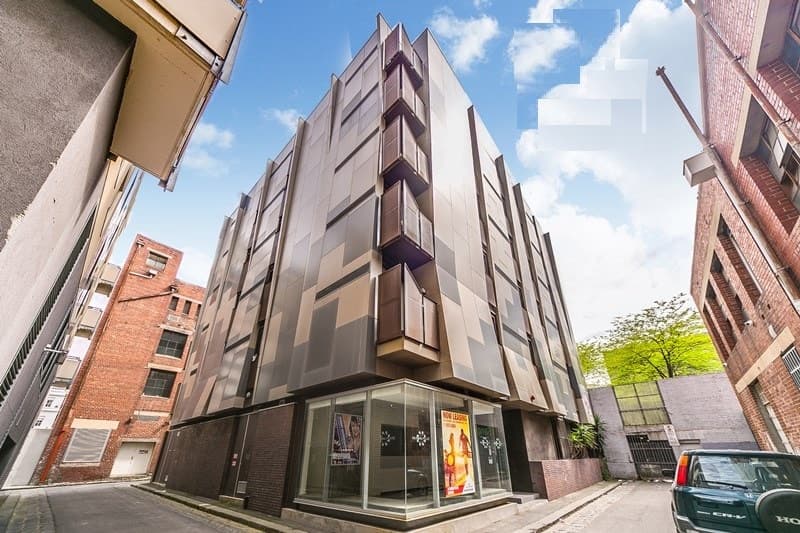 314/24 Barkly Pl, Carlton - Image 1