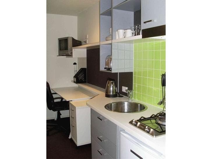 314/24 Barkly Pl, Carlton - Thumbnail 3