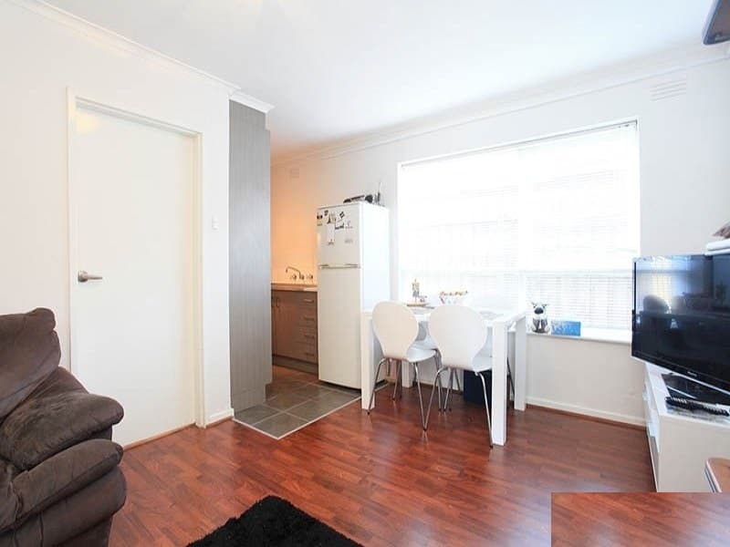 5/1 Hatfield Ct, West Footscray - Thumbnail 2